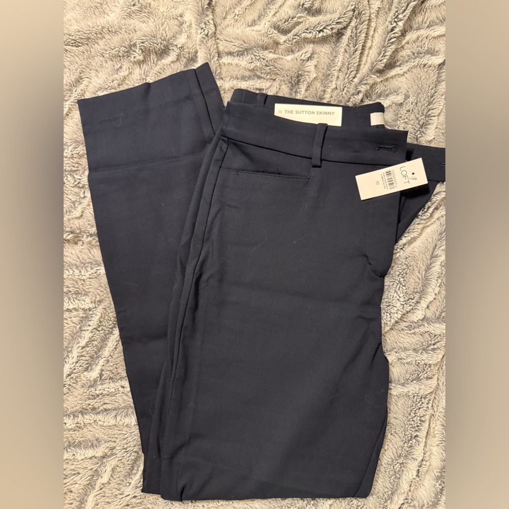 LOFT The Sutton Skinny Pants in Navy